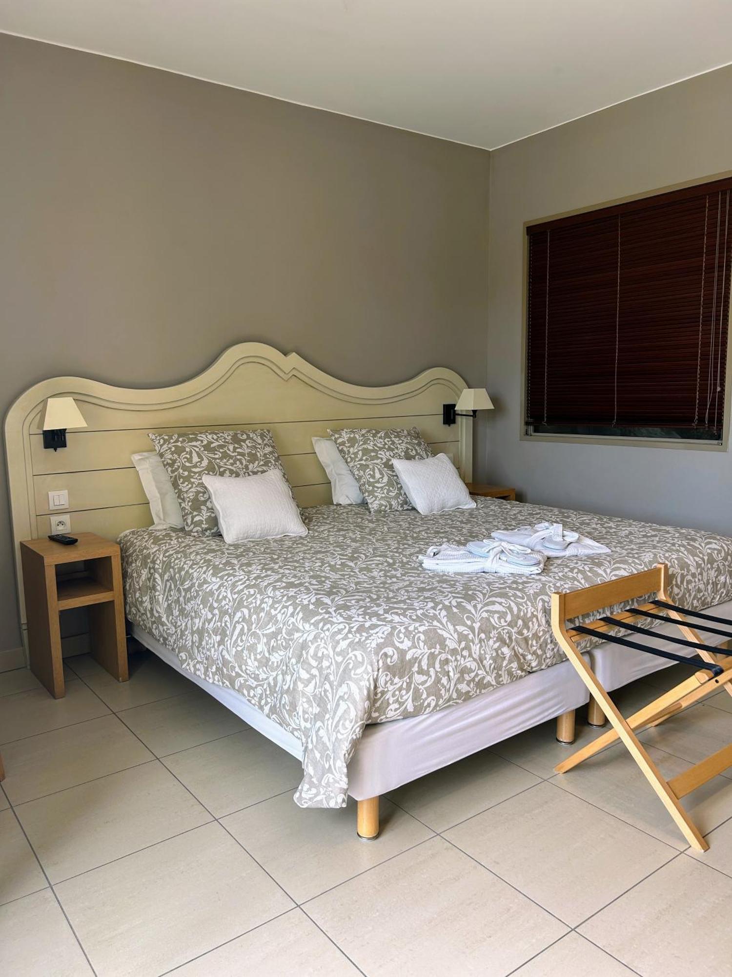 Suite Superieure Domaine Du Golf St Endreol, 1 A 2 Personnes La Motte Εξωτερικό φωτογραφία