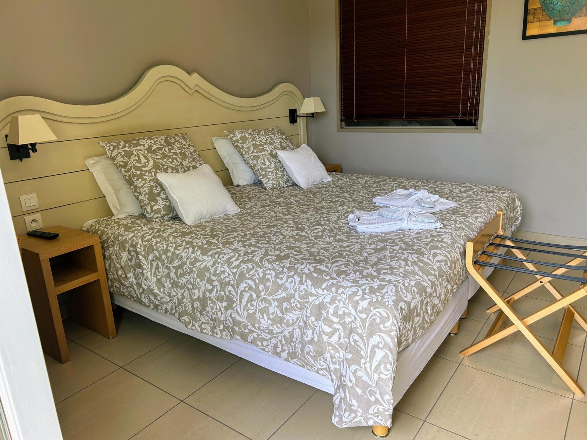 Suite Superieure Domaine Du Golf St Endreol, 1 A 2 Personnes La Motte Εξωτερικό φωτογραφία